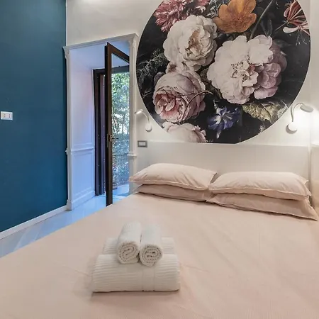 Rione Monti Studio Apt With Private Garden Rome Buitenkant foto
